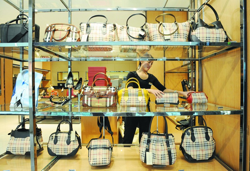 米兰milan 调整-CFW时尚