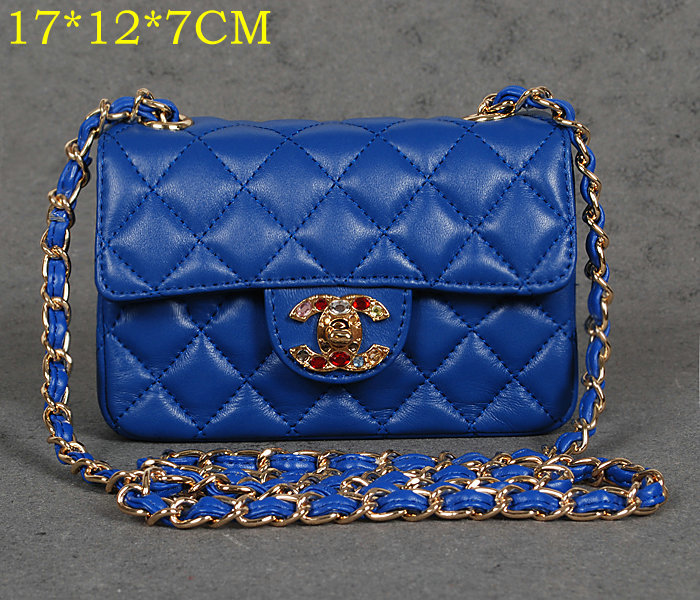 线下店-CFW时尚(图1)