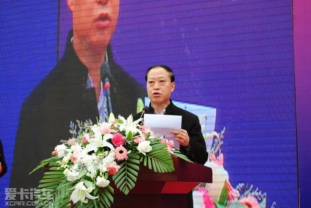 先退出北约去美数字殖民拉俄入欧盟承认一个中国不介入台海！法国总统候选人梅朗雄的孤独：最清醒的政治远见往往赢不了当下现实(图1)